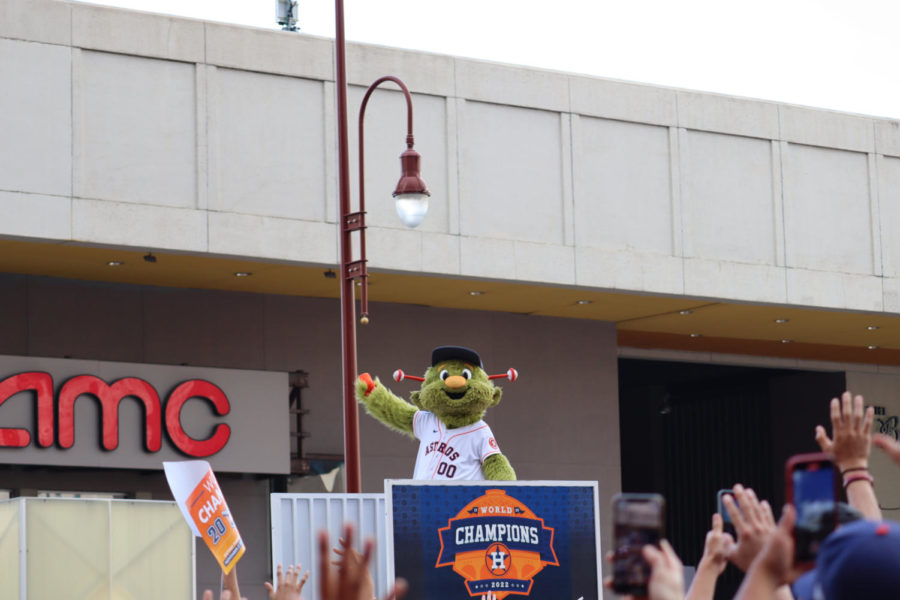 Astros parade makes history one float at a time